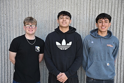 Construction: Benjamin Soy (EM), Alex Juarez Batista (EM), and Jesus Maravilla Ordaz (MHS).